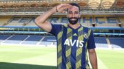 Adil Rami dément toute signification politique d'une photo sur Instagram Adil Rami dément toute signification politique d'une photo sur Instagram