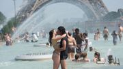 Piquer une tête à la Tour Eiffel ? C'est possible en ce moment Piquer une tête à la Tour Eiffel ? C'est possible en ce moment