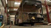 Carross'Center est aussi spécialisée dans la réparation de bus après un choc frontal. Carross'Center est aussi spécialisée dans la réparation de bus après un choc frontal.