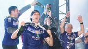 Anderlecht et Lukasz Teodorczyk, meilleur buteur de la compétition, célèbrent le 34è titre national du club Anderlecht et Lukasz Teodorczyk, meilleur buteur de la compétition, célèbrent le 34è titre national du club