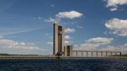Le SKYWALK à 107 mètres de haut… Vues imprenables et sensations garanties ! Le SKYWALK à 107 mètres de haut… Vues imprenables et sensations garanties !