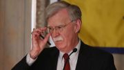 Donald Trump annonce le limogeage de John Bolton, son conseiller à la sécurité nationale Donald Trump annonce le limogeage de John Bolton, son conseiller à la sécurité nationale