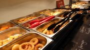 Restaurants avec buffet : une réouverture sans véritable libre-service Restaurants avec buffet : une réouverture sans véritable libre-service