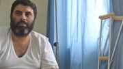 Blessé par un bombardement, cet homme bénéficie de chirurgie reconstructive et d'une aide psychologique dans l’hôpital MSF de Amman. Blessé par un bombardement, cet homme bénéficie de chirurgie reconstructive et d'une aide psychologique dans l’hôpital MSF de Amman.