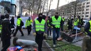 Gilets jaunes à Bruxelles: les autopompes entrent en action boulevard du Régent (photos et vidéos) Gilets jaunes à Bruxelles: les autopompes entrent en action boulevard du Régent (photos et vidéos)