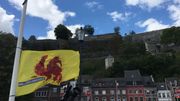 Un drapeau dénonçant la #Wallonie immorale Un drapeau dénonçant la #Wallonie immorale
