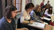Saisir les formes, les mouvements, les proportions, en quelques minutes, un exercice très difficile pour ces jeunes dessinateurs Saisir les formes, les mouvements, les proportions, en quelques minutes, un exercice très difficile pour ces jeunes dessinateurs