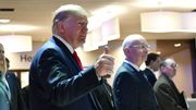 En déplacement au forum économique mondial de Davos, Donald Trump a de nouveau qualifié ce procès de "farce" et de "chasse aux sorcières". En déplacement au forum économique mondial de Davos, Donald Trump a de nouveau qualifié ce procès de "farce" et de "chasse aux sorcières".