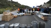 Des indépendantistes catalans bloquent l'autoroute entre l'Espagne et la France Des indépendantistes catalans bloquent l'autoroute entre l'Espagne et la France