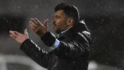 Le FC Porto renverse la vapeur à Estoril dans un match de... 45 minutes Le FC Porto renverse la vapeur à Estoril dans un match de... 45 minutes