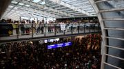 Manifestation à l'aéroport de Hong Kong, tous les vols annulés Manifestation à l'aéroport de Hong Kong, tous les vols annulés