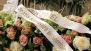 La couronne de fleurs envoyée par Patrick Bruel La couronne de fleurs envoyée par Patrick Bruel