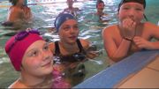 Des enfants à la piscine de Binche Des enfants à la piscine de Binche