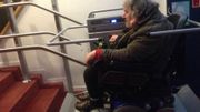 Désormais, les deux petits escaliers qui mènent à la salle ne seront plus un problème grâce à deux élévateurs. Désormais, les deux petits escaliers qui mènent à la salle ne seront plus un problème grâce à deux élévateurs.