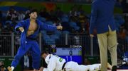 Première défaite du tournoi. Le Belge, Dirk Van Tichelt s'incline en demi-finales contre Shohei Ono, futur champion olympique Première défaite du tournoi. Le Belge, Dirk Van Tichelt s'incline en demi-finales contre Shohei Ono, futur champion olympique