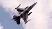 Un F-16 spécialement décoré pour le centenaire de la 1ère Escadrille belge Un F-16 spécialement décoré pour le centenaire de la 1ère Escadrille belge