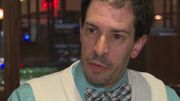 L'avocat des prêts étudiants (The student loan lawyer), c'est ainsi que se définit Josh Cohen. L'avocat des prêts étudiants (The student loan lawyer), c'est ainsi que se définit Josh Cohen.
