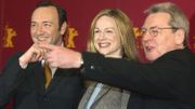 Festival de Berlin, février 2003, Kevin Spacey, Laura Linney et Alan Parker à la présentation du film "The Life of David Gale" Festival de Berlin, février 2003, Kevin Spacey, Laura Linney et Alan Parker à la présentation du film "The Life of David Gale"