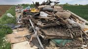 Le fléau des dépôts clandestins dans nos communes : "A Mons, ça coûte 800€ chaque jour" Le fléau des dépôts clandestins dans nos communes : "A Mons, ça coûte 800€ chaque jour"