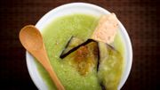 Recette : gaspacho de tomates vertes aux chips d'aubergines Recette : gaspacho de tomates vertes aux chips d'aubergines