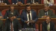 Un discours houleux de Salvini au Sénat Un discours houleux de Salvini au Sénat