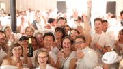 Le Grand Bal Blanc... La tradition la plus excentrique de Charleroi ! Le Grand Bal Blanc... La tradition la plus excentrique de Charleroi !