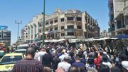 En Syrie, la dévaluation de la livre provoque manifestations et craintes d'une "famine" En Syrie, la dévaluation de la livre provoque manifestations et craintes d'une "famine"