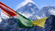 Jusquà aujourd'hui, ils sont au total 5000 alpinistes à être parvenu au sommet du plus haut sommet du monde Jusquà aujourd'hui, ils sont au total 5000 alpinistes à être parvenu au sommet du plus haut sommet du monde