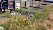 Une tombe abandonnée Une tombe abandonnée