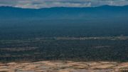 Vue aérienne d'une zone de la forêt amazonienne dont la déforestation est due aux mines illégales dans la région Madre de Dios au Pérou, le 17 mai 2019. Vue aérienne d'une zone de la forêt amazonienne dont la déforestation est due aux mines illégales dans la région Madre de Dios au Pérou, le 17 mai 2019.