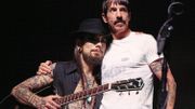 Anthony Kiedis des Red Hot Chili Peppers retrouve Dave Navarro sur scène après 24 ans