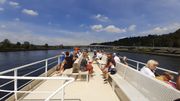 Quarante minutes de bronzage sur le pont supérieur. Quarante minutes de bronzage sur le pont supérieur.
