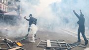 Paris: premiers heurts entre les "Black Blocs" et la police lors de la manifestation du 1er mai Paris: premiers heurts entre les "Black Blocs" et la police lors de la manifestation du 1er mai