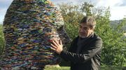 "Le Gardien", une des oeuvres exposées par Alfredo Longo à Namur jusqu'au 20 octobre, dans le cadre du festival international Nature Namur. "Le Gardien", une des oeuvres exposées par Alfredo Longo à Namur jusqu'au 20 octobre, dans le cadre du festival international Nature Namur.