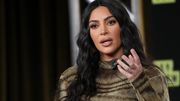 Bad buzz de Kim Kardashian sur son voyage d'anniversaire malgré la pandémie Bad buzz de Kim Kardashian sur son voyage d'anniversaire malgré la pandémie