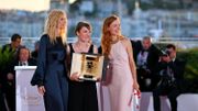 Sandrine Kiberlain, Léonor Serraille et Laetitia Dosch à Cannes en mai 2017 Sandrine Kiberlain, Léonor Serraille et Laetitia Dosch à Cannes en mai 2017