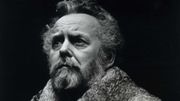 Douglas Rain jouant Henry IV de Shakespeare en 1979 Douglas Rain jouant Henry IV de Shakespeare en 1979