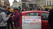 Bruxelles: #mêmepaspeur, les étudiants de l'ULB fêtent la Saint-V au Sablon Bruxelles: #mêmepaspeur, les étudiants de l'ULB fêtent la Saint-V au Sablon