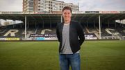 Aline Zeler au Sporting de Charleroi : "Je ne m'interdis rien, même d'entraîner l'équipe messieurs !" Aline Zeler au Sporting de Charleroi : "Je ne m'interdis rien, même d'entraîner l'équipe messieurs !"