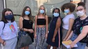 Plusieurs jeunes filles ont suivi le mouvement #lundi14septembre en venant à l'école en tenue plus "légère" Plusieurs jeunes filles ont suivi le mouvement #lundi14septembre en venant à l'école en tenue plus "légère"