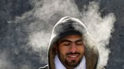 Par temps froid, la condensation permet d'observer la quantité d'air expectoré Par temps froid, la condensation permet d'observer la quantité d'air expectoré