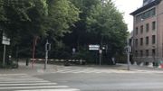 Tous les accès automobiles vers le Bois de la Cambre sont fermés depuis la mi-mars Tous les accès automobiles vers le Bois de la Cambre sont fermés depuis la mi-mars
