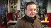 Alain est un client fidèle Alain est un client fidèle