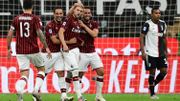 Un AC Milan étourdissant plante 4 buts en 20 minutes et renverse la Juventus Un AC Milan étourdissant plante 4 buts en 20 minutes et renverse la Juventus