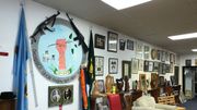 Les anciens prisonniers de l'IRA ont pignon sur rue, avec leur exposition d'objets issus de leurs trente ans de lutte armée. Les anciens prisonniers de l'IRA ont pignon sur rue, avec leur exposition d'objets issus de leurs trente ans de lutte armée.