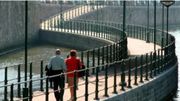 Un aménagement tel que celui qui existe pour le ravel devant l'aquarium de Liège pourrait s'implanter sous les ponts des Arches et Kennedy Un aménagement tel que celui qui existe pour le ravel devant l'aquarium de Liège pourrait s'implanter sous les ponts des Arches et Kennedy