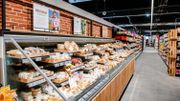   Delhaize offered its future supermarket in Nivelles. "title =" Delhaize offered its future supermarket in Nivelles. "class =" img-responsive www-img-full lazyload "data sizes =" (min width: 1200px) calc (992px * 0.66), (min-width: 992px) 66vw, 100vw "data-srcset =" https : //ds1.static.rtbf.be/article/image/370x208/ f / 5 / b / b404668910775ffa963d00986bf5deb3-1537456912.jpg 370w, https: //ds1.static.rtbf.be/article/image/770x433/f/ 5 / b / b404668910775ffa963d00986bf5deb3-1537456912.jpg 770w, https: // ds1. static.rtbf.be/article/image/1248x702/f/5/b/b404668910775ffa963d00986bf5deb3-1537456912.jpg 1248w "/> <span class=