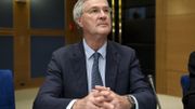 Le directeur de cabinet de la présidence de la République française soupçonne une falsification. Le directeur de cabinet de la présidence de la République française soupçonne une falsification.