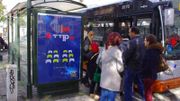 Des publicités dans des abris-bus détournées à Bruxelles pour lutter contre le Ceta et le TTIP Des publicités dans des abris-bus détournées à Bruxelles pour lutter contre le Ceta et le TTIP