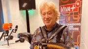 L'accordéoniste Michel Pruvot reprend "Les Filles du bord de mer" en live L'accordéoniste Michel Pruvot reprend "Les Filles du bord de mer" en live